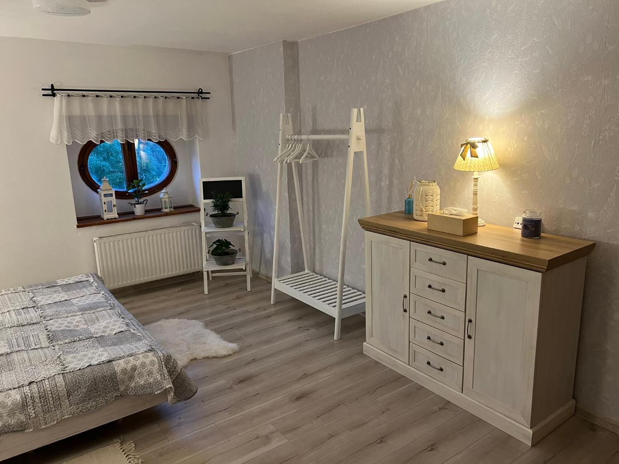 Apartmány Sedmikráska Vříšť Snezne (Pardubice) Exterior foto